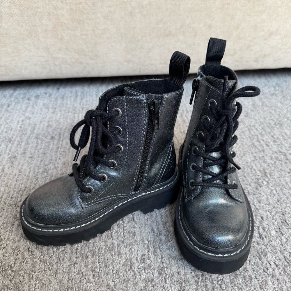 H&M Girl’s Black Combat Boots, size 9
